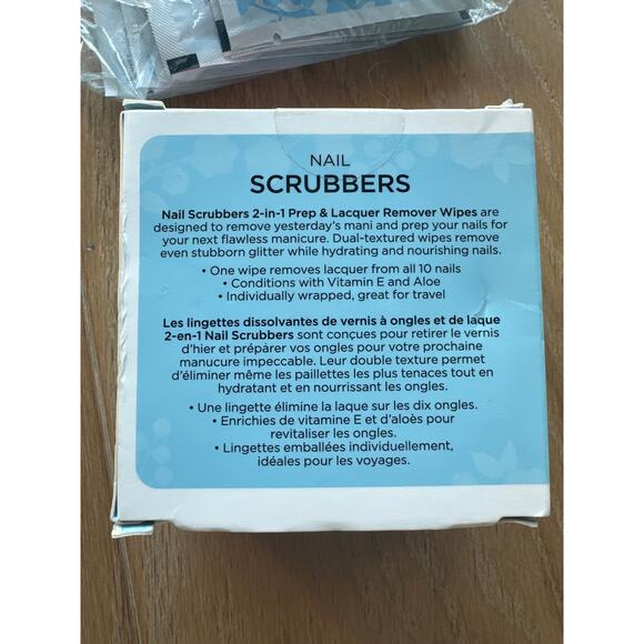 BUTTER LONDON Nail Scrubbers - Intensely Saturated and Easy-to-Use - Picture 4 of 5